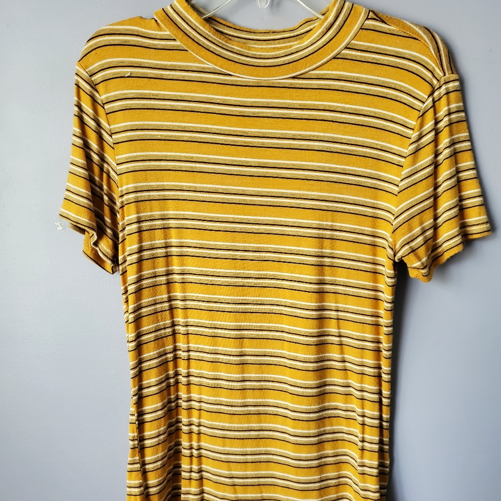 Fitted high neck shirt